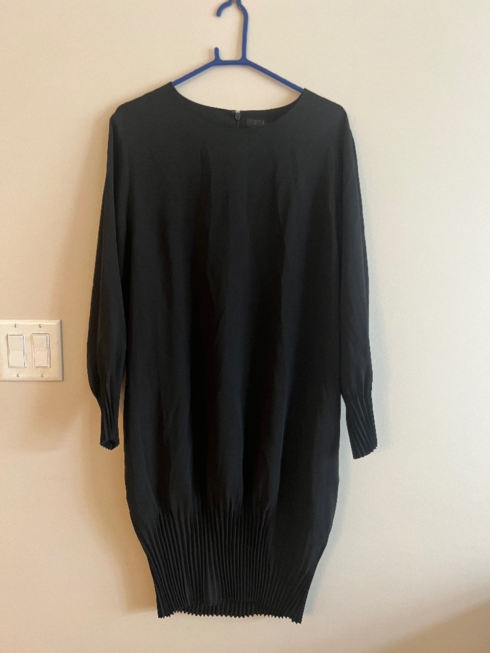 COS Black Dress Size 12 — Fits Like US 8–10, Relaxed Fit, New